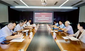 中国非公立医疗机构协会莅临成都西区医院交流，共商非公医疗高质量发展